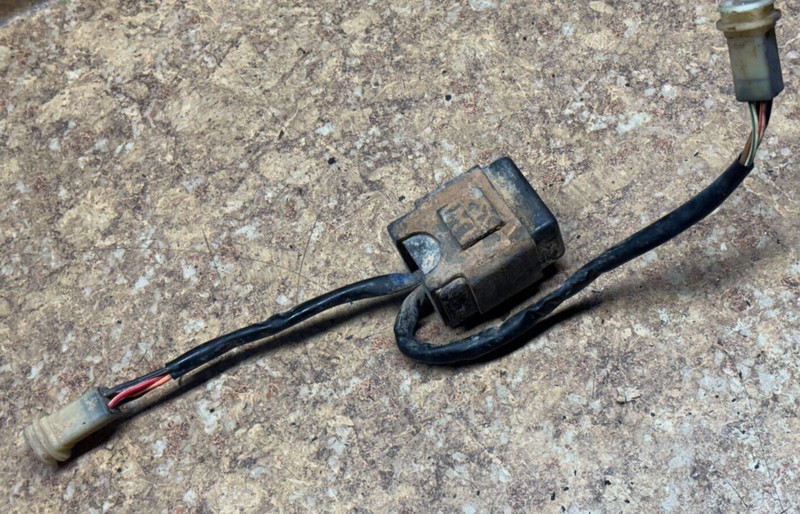 1987 YAMAHA YFM200 MOTO 4 ATV 52H CDI Unit Ignition Ignitor ECU ECM YFM 200 B6