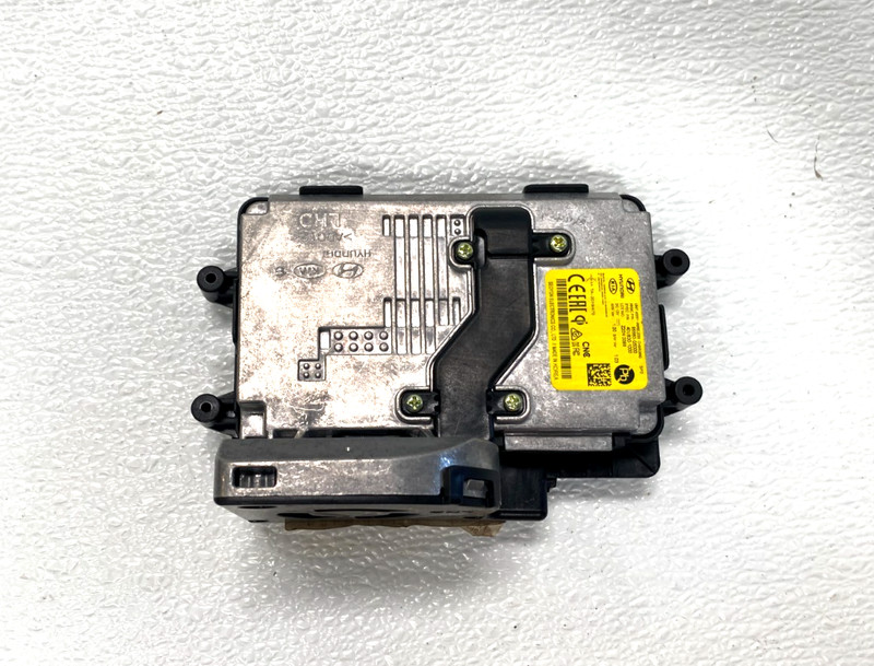 21-23 KIA SELTOS WIRELESS CHARGING CONTROL MODULE UNIT#A0.22