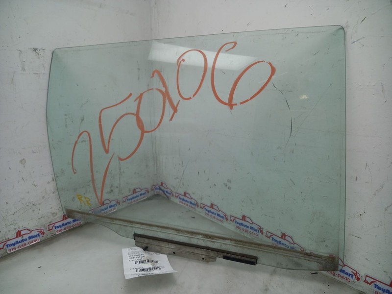04 05 06 SCION XA REAR PASSENGER RIGHT DOOR GLASS