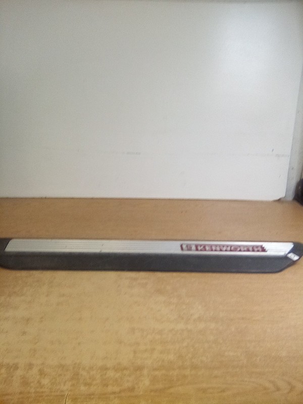 2020 Kenworth T680 S60-1530 Left Door Trim/Sill Set S60-1561-901