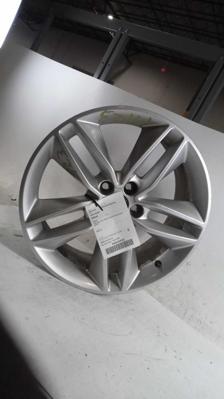 2016 Ford Edge OEM Used 18 Grey Wheel Rim FT4C1007A1A 8 Width 137k Miles