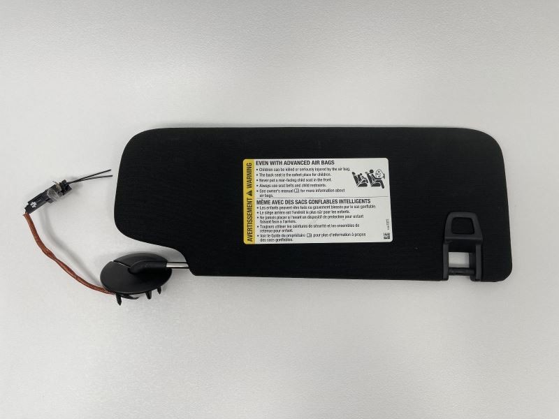 2020-2021 CADILLAC CT5 LEFT SUN VISOR W/ILLUMINATION BLACK TC: H1Y 22K 48234