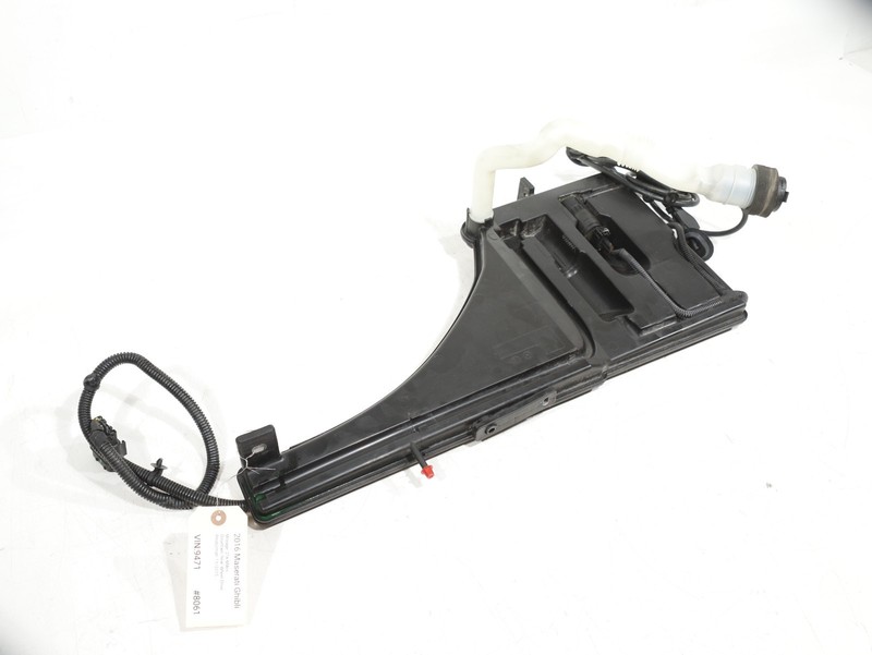14-20 Maserati Ghibli Windshield Washer Reservoir Tank Assembly 670006414 OEM