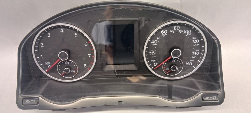 17-'18 VOLKSWAGON TIGUAN Speedometer 32k miles OEM 1 Year Wnty!