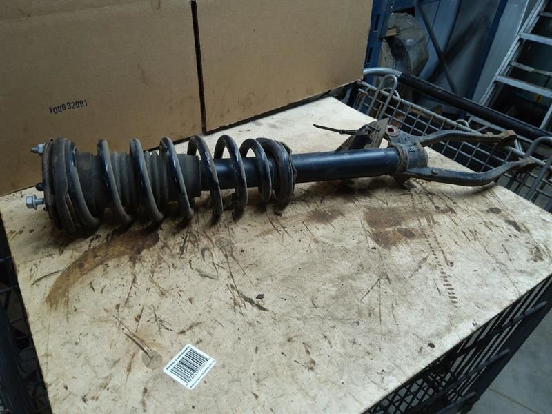 Passenger Right Strut Front FWD Fits 06-09 FUSION 146085