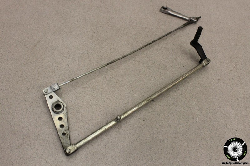 2007 Suzuki Boulevard C50 Brake Foot Pedal Linkage Bracket C 50 07