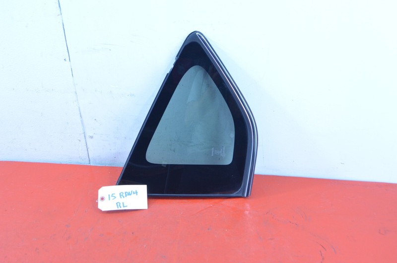 13-18 TOYOTA RAV4 2.5L REAR LEFT DRIVER SIDE QUARTER GLASS OEM