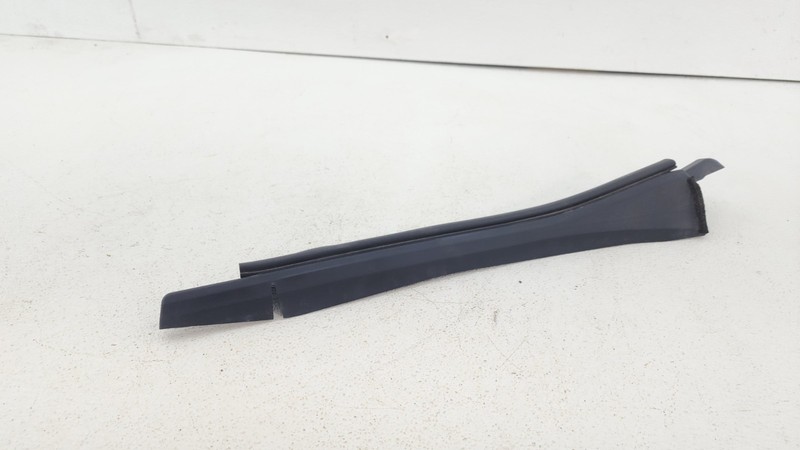 2015-2017 TOYOTA CAMRY FRONT RIGHT FENDER PROTECTOR LEDGE COVER PANEL OEM