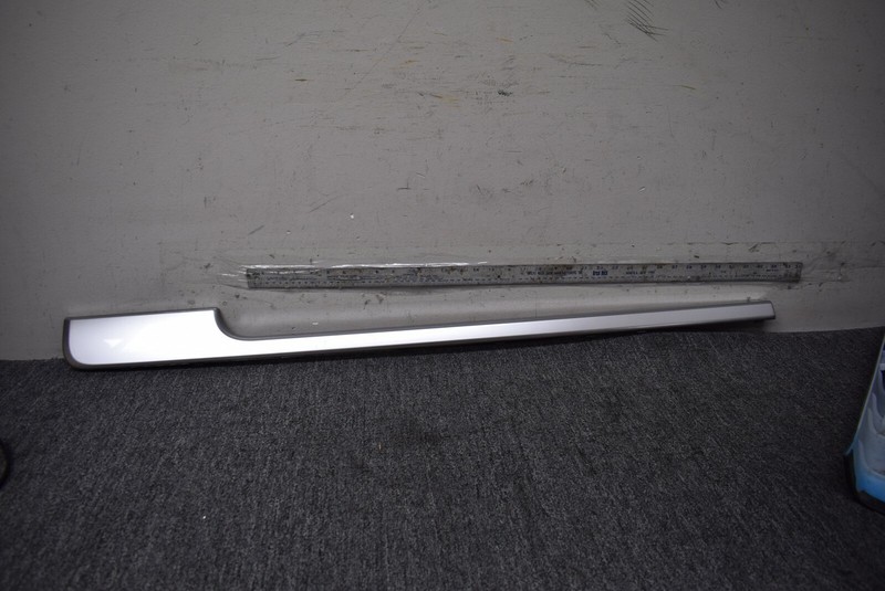 LAND ROVER DOOR TRIM PANEL LEFT SIDE FACTORY OEM
