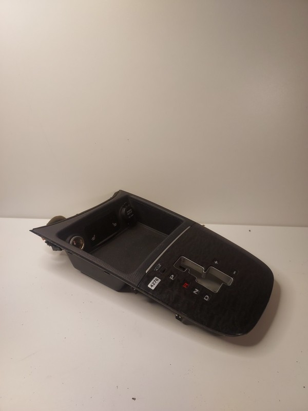 07-12 Hyundai Santa FE Gear Shifter Trim Indicator Bezel Dark / Black WoodOEM