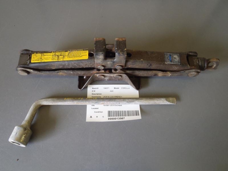 Jack Assembly With Lug Wrench 09111-0W020 Fits 1998-2002 Toyota Corolla 31365