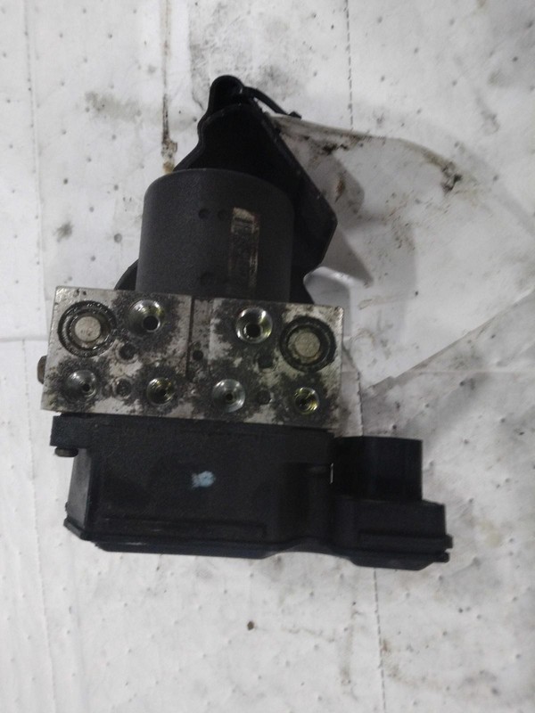 2011 Dodge Durango ABS Pump & Motor Assembly OEM 68085389AA 183k Miles