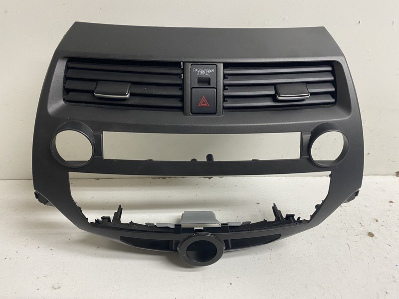 2012-2015 Honda Crosstour EX 2.4 Radio Stereo Trim Bezel Cover Hood HVAC Control