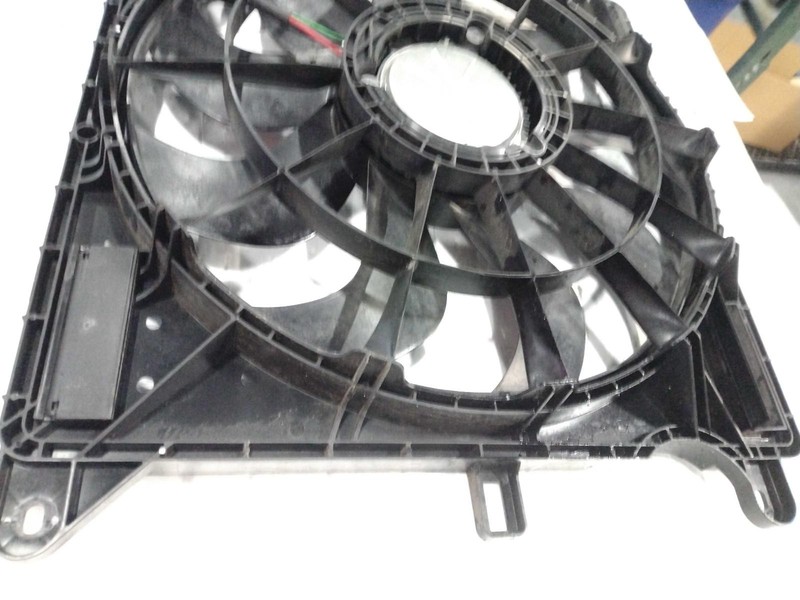 Used Engine Cooling Fan Motor fits: 2022 Jeep Grand cherokee WL body fan assembl
