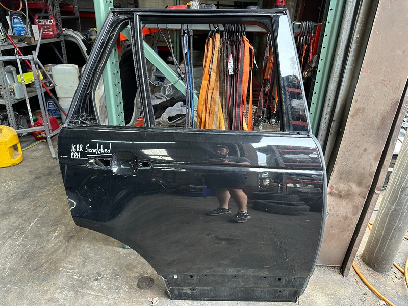 13-22 Range Rover L405 REAR RIGHT PASSENGER SIDE DOOR SHELL Black OEM