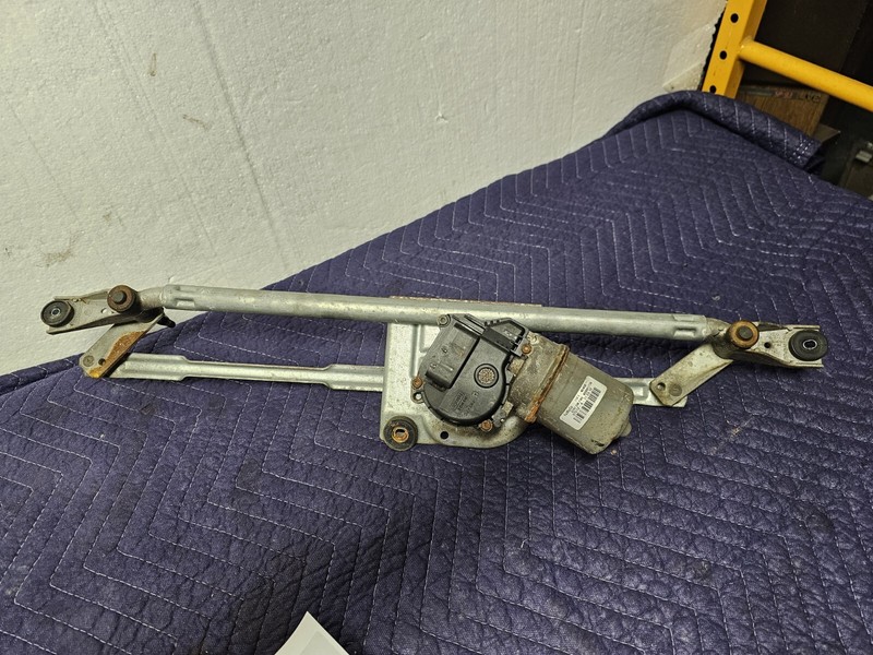 Windshield Wiper Motor And Linkage Fits 08-12 MUSTANG