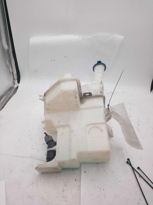2018 Hyundai Accent Washer Fluid Reservoir OEM Blue 1.6L 135K Miles NJ25-26978