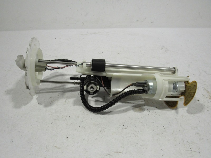 11 12 Fisker Karma 2012 Gas Fuel Tank Pump Level Sender Unit |@2