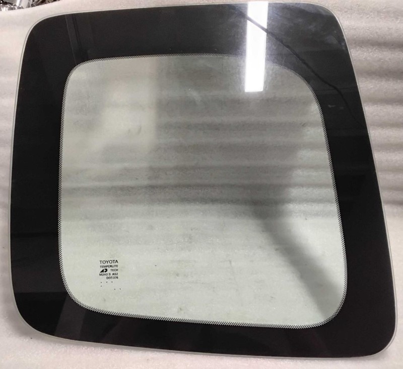 2015-2023 Toyota Tacoma Extended Cab RH Rear Window w/o Privacy 58676 B 62730040