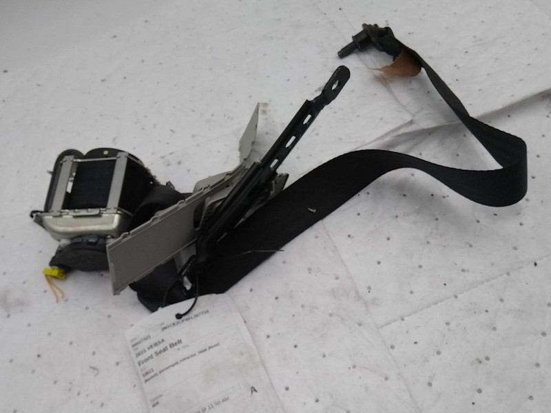 2015 Nissan Versa OEM Used Seat Belt White Passenger Side 116K Miles