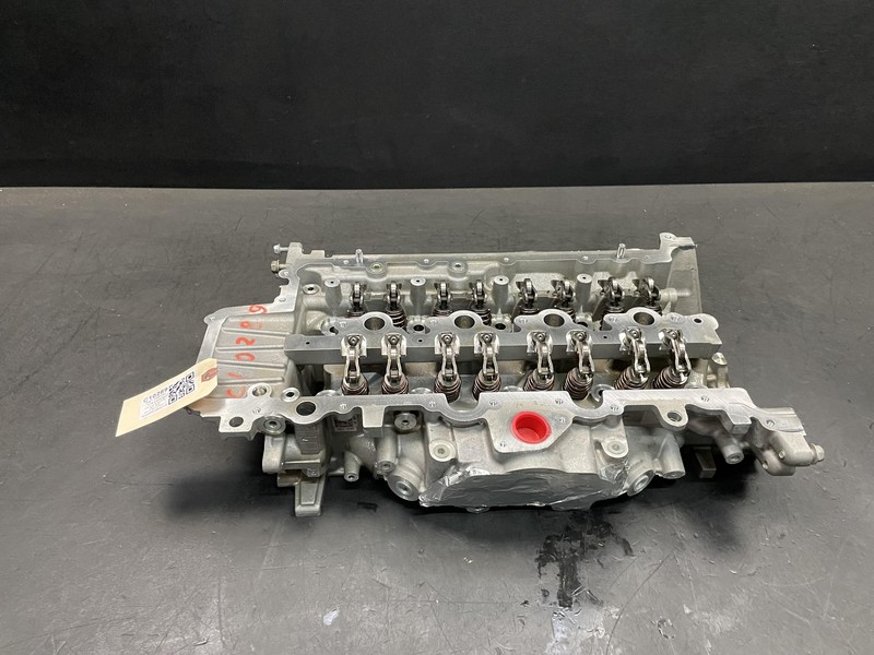 Cylinder Head w/ Valves 2021 Cadillac XT4 55504792 2019 2020 2022
