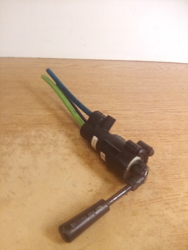 Bendix/Kenworth T2000 T-294095-A Air Valve