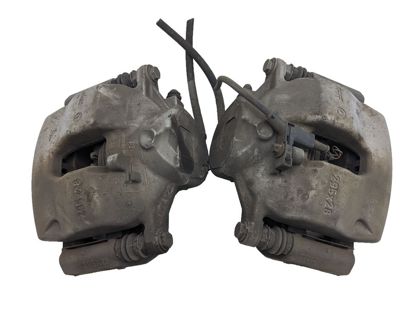 08-14 Mercedes W204 C300 C250 Front Brake Calipers Left and Right Set OEM
