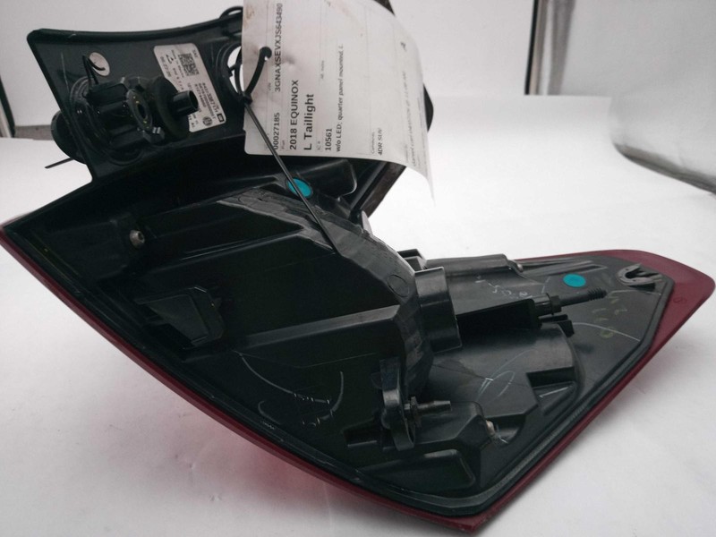 2018 Chevrolet Equinox Left Tail Light Assembly Brown OEM 667429 90K Miles