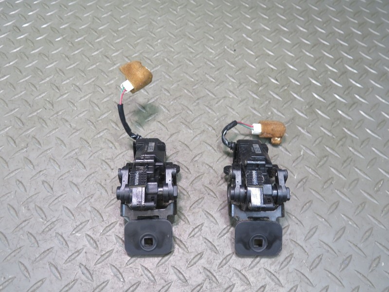 2003-2007 LEXUS UZJ100L LX470 REAR QUARTER WINDOW ACTUATOR MOTOR LOCK SET OF 2