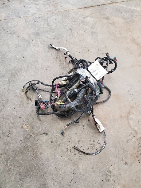 SUBURBN25 2005 Engine Wire Harness 270233
