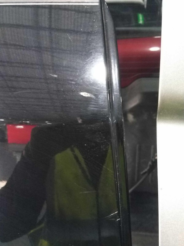 2015 Nissan Pathfinder Rear Right Door Black 378951 Used, Scratches & Chip