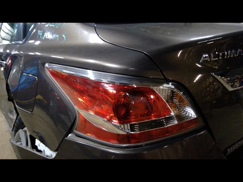 Driver Tail Light Quarter Panel Mounted Sedan Fits 14-15 ALTIMA 1550654