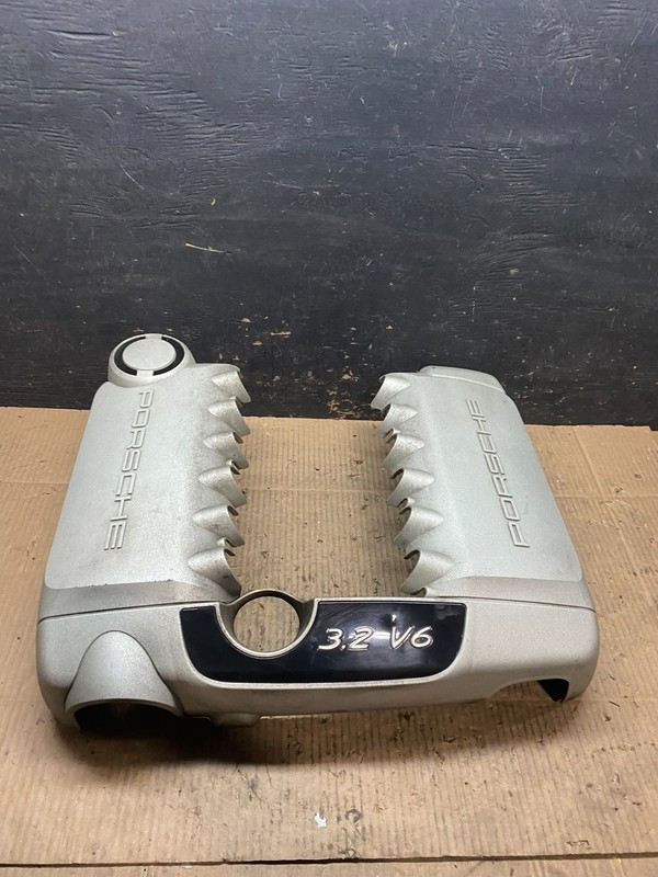 2004 to 2006 Porsche Cayenne 3.2L V6 Engine Motor Cover T9551 DG