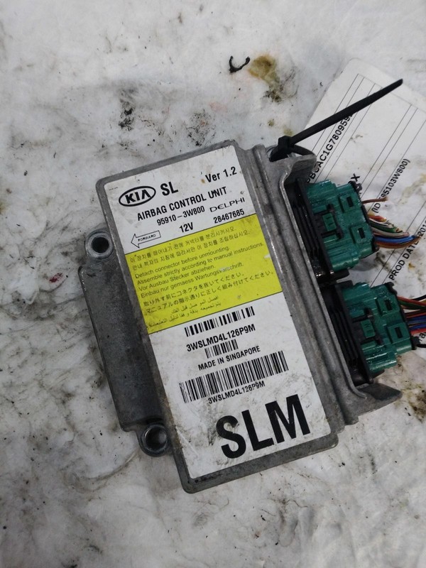 Used Air Bag Module fits: 2016 Kia Sportage Air Bag console front ID 595103W800