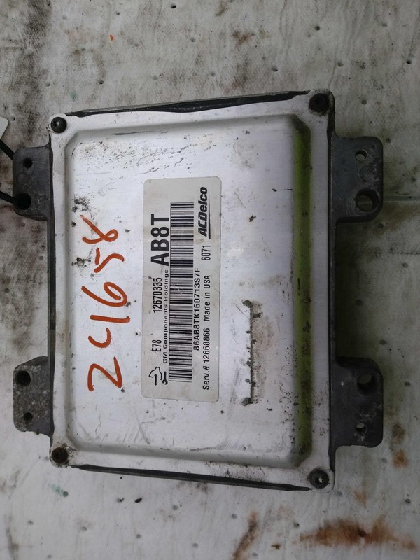 2016 Chevrolet Silverado 2500 ECM Engine Control Module OEM 12643636 Used