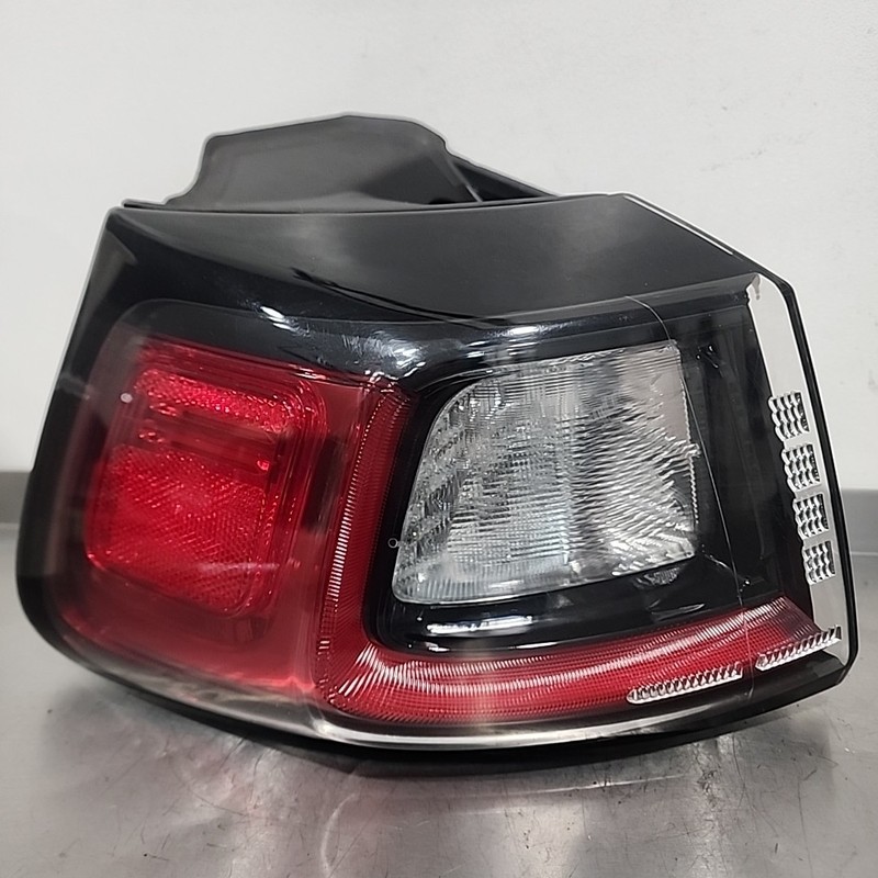 19 Thru 2023 JEEP CHEROKEE LEFT DRIVER SIDE LED OUTER TAILLIGHT OEM 68275961AE