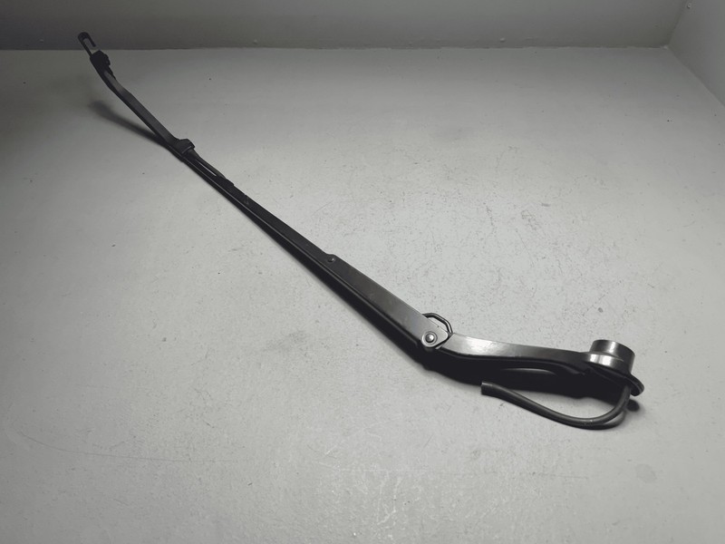 2021-2025 Nissan Rogue Front Windshield Right Passenger Side Wiper Arm OEM