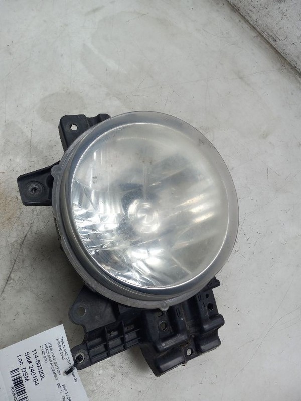 07-14 TOYOTA FJ CRUISER 4.0L 4WD AT DRIVER SIDE FRONT HEADLIGHT ASSEMBLY