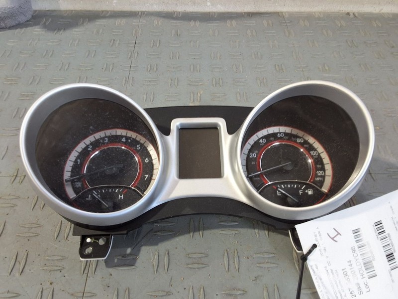 2015-2016 Dodge Journey Speedometer Instrument Cluster 2.4L 120 MPH