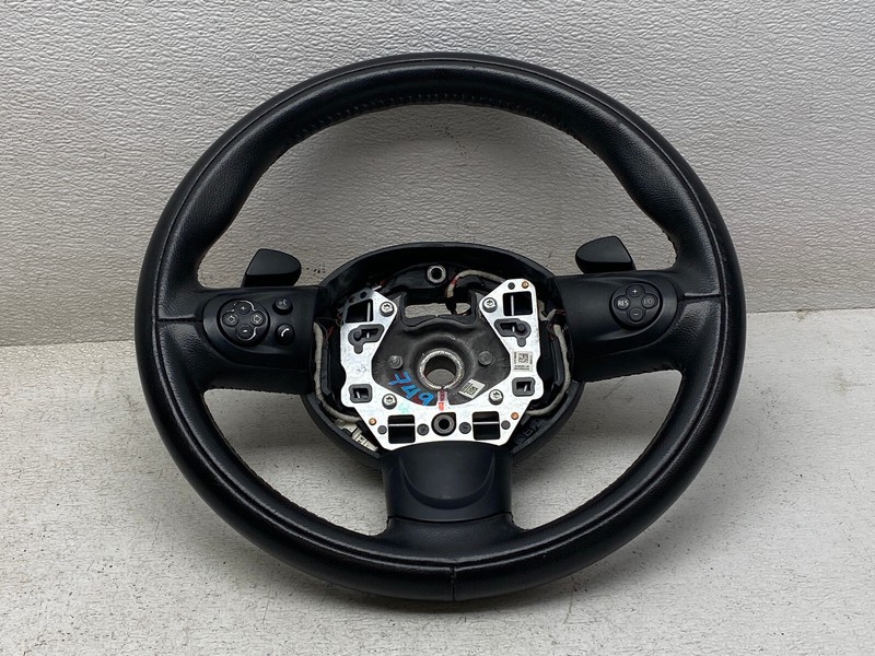 2007-2011 MINI COOPER S STEERING WHEEL W/ CONTROL SWITCHES OEM LOT749