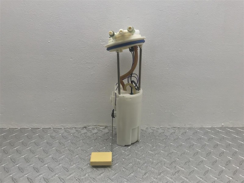 2002 CHEVROLET EXPRESS SAVANA 1500 2500 3500 FUEL PUMP ASSEMBLY OEM 323-01439