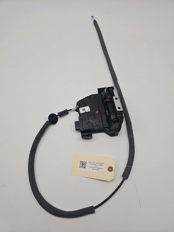 21-24 Jeep Grand Cherokee L Right Passenger Front Door Lock Latch OEM 68366540AC