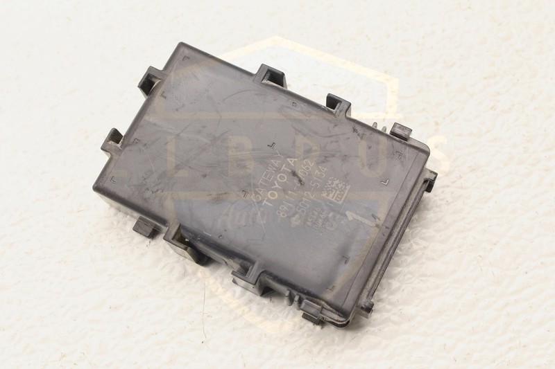 2016 2017 2018 TOYOTA PRIUS NETWORK GATEWAY MODULE VIN FU 7TH & 8TH DIGIT OEM