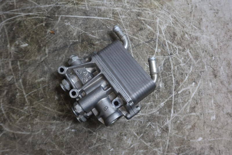 2018-2021 Jeep Wrangler Gladiator OEM Transmission Heater 68233384