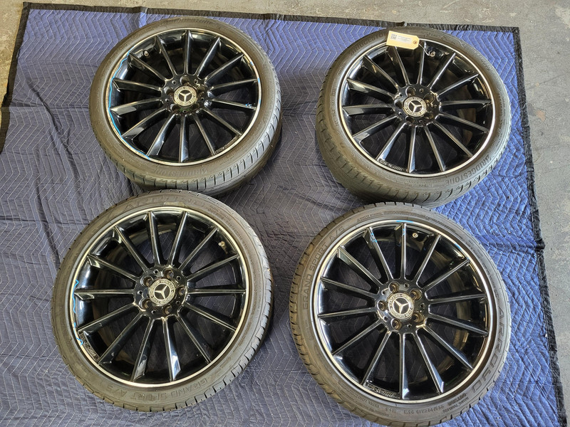 Used Oem Mercedes 225/40ZR19 19x7.5 SET of 4 Wheel Rims for 2023 CLA250 2.0L