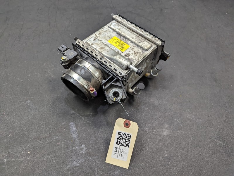 Left Intercooler 3.0L 2017 Infiniti Q60 14461-5CA1A 2016 2018