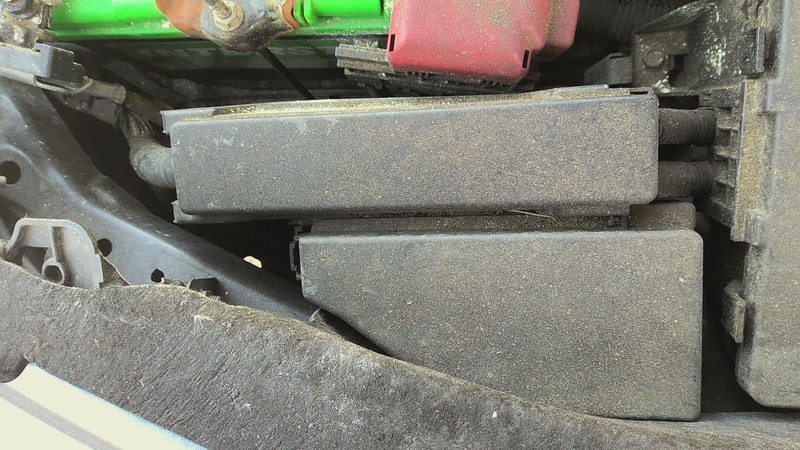 Engine Fuse Box NISSAN ALTIMA 16 17