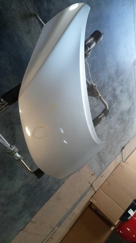 2016 Nissan Versa OEM Silver Hood Panel with Small Dent - NJ25-21026-512368