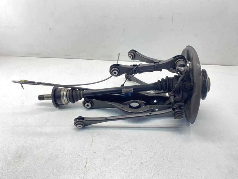 BMW F34 F32 3/4 Series RWD Rear Right Side Wheel Hub Spindle Knuckle Axle OEM✅