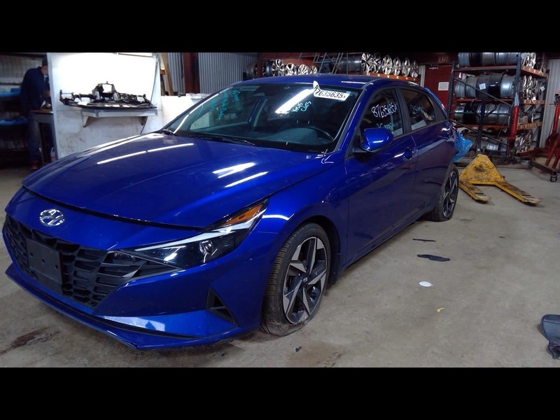 Passenger Right Front Spindle/Knuckle Fits 21-23 ELANTRA 1552384